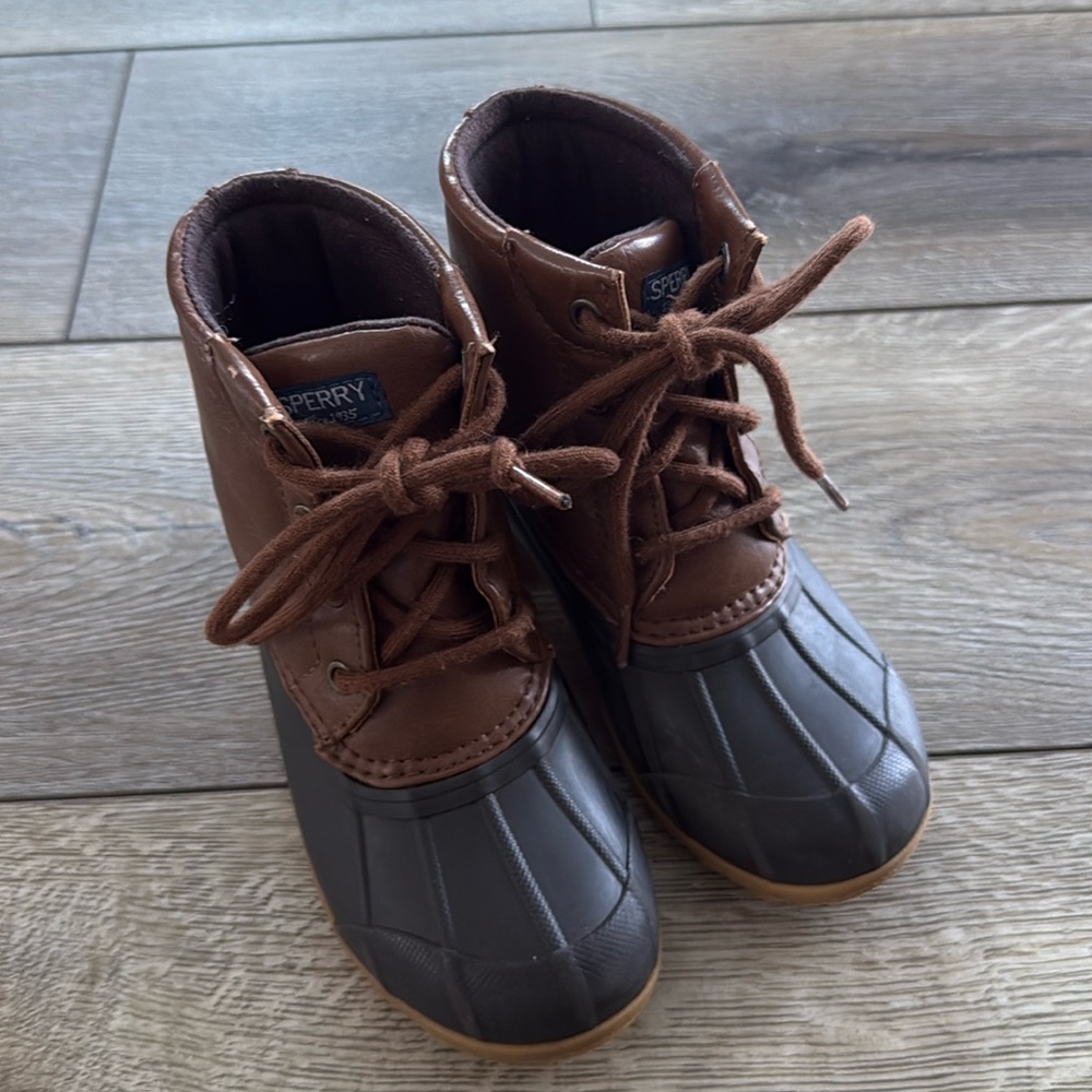 Sperry Port Boot boys, size 11